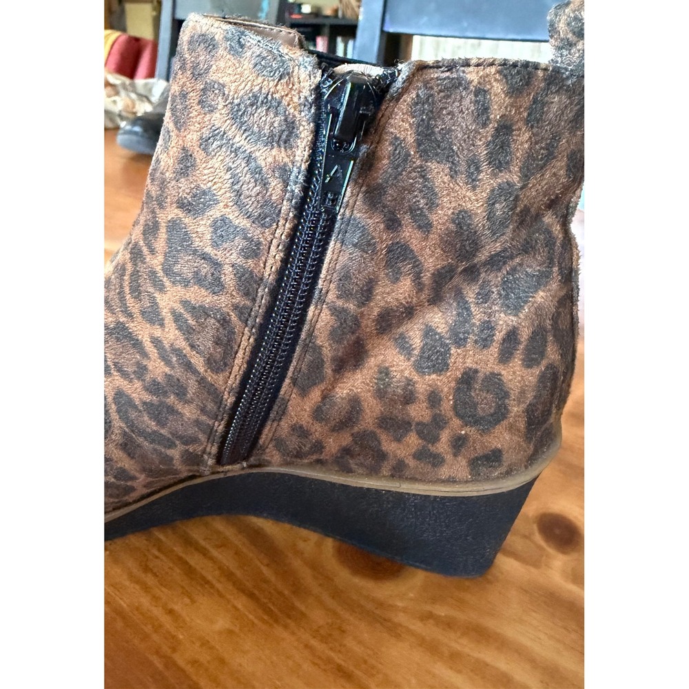 Aerosoles Womens Leopard Print Wedge Ankle Boots Brown Animal Print Zip Up 7 - Picture 8 of 10